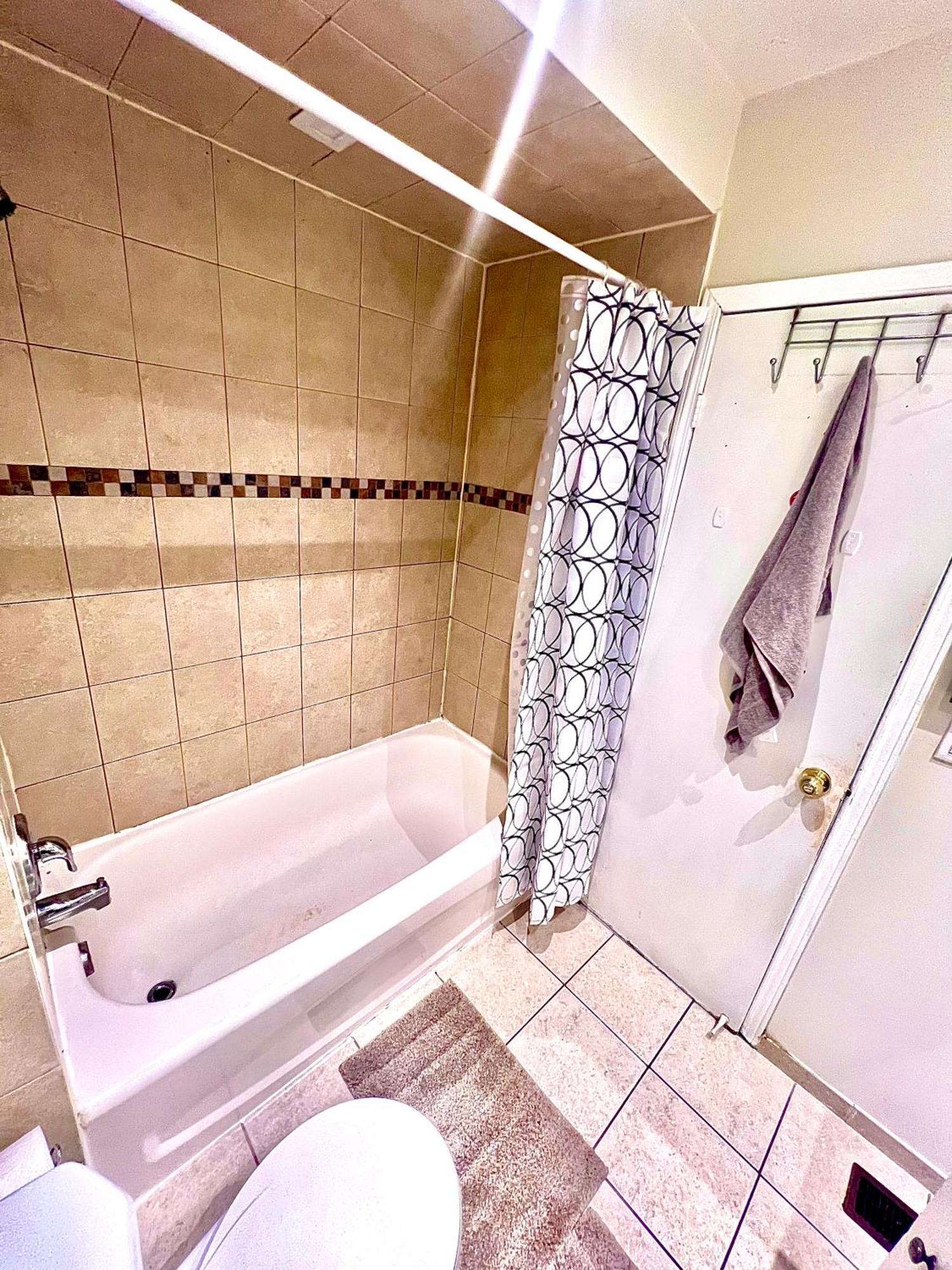Holiday home D9 Near Airport *